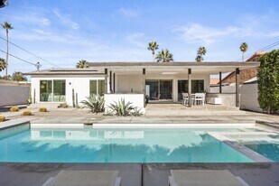 73125 Guadalupe Ave in Palm Desert, CA - Building Photo