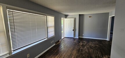 1115 S Quentin St in Wichita, KS - Building Photo - Building Photo