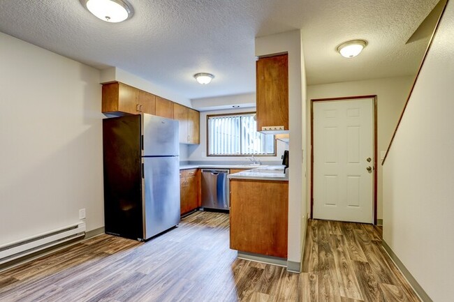 3978 SE 174th Ave in Portland, OR - Building Photo - Building Photo