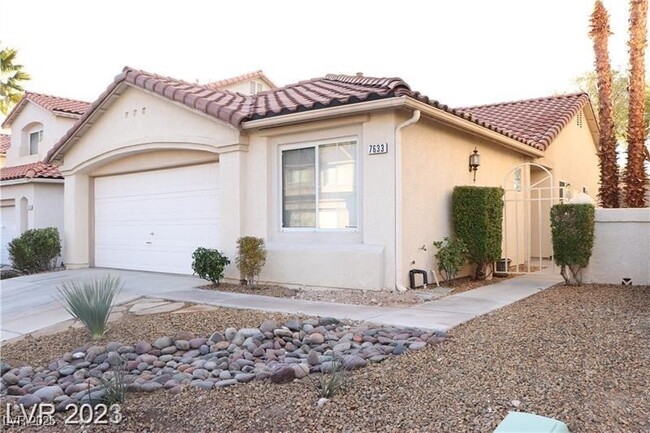 property at 7633 Sierra Paseo Ln