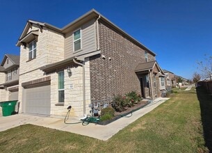 602 Pearly Eye Dr in Pflugerville, TX - Building Photo - Building Photo