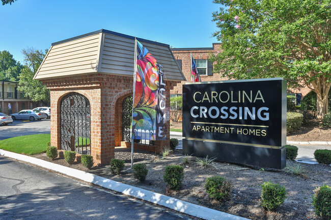 Carolina Crossing in Greenville, SC - Foto de edificio - Building Photo