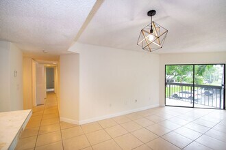 13255 SW 88th, 201-CS in Miami, FL - Building Photo - Building Photo