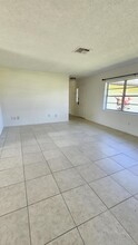 424 SE Skipper Ln in Port St. Lucie, FL - Building Photo - Building Photo