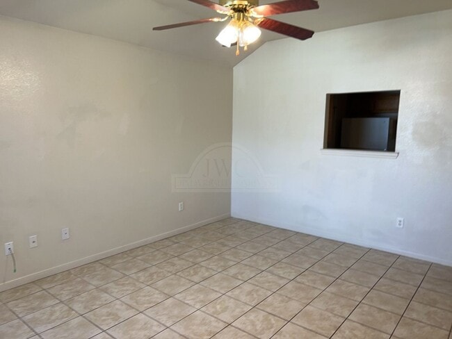 1204 Nicholas Cir in Killeen, TX - Building Photo - Building Photo