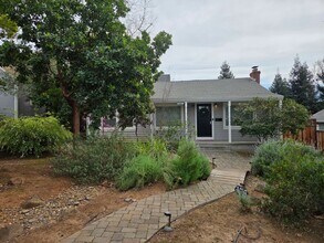 1007 Natoma St in Folsom, CA - Building Photo - Building Photo
