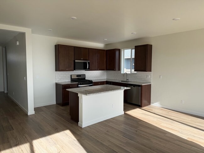 7853 E Beaufort St in Nampa, ID - Building Photo - Building Photo