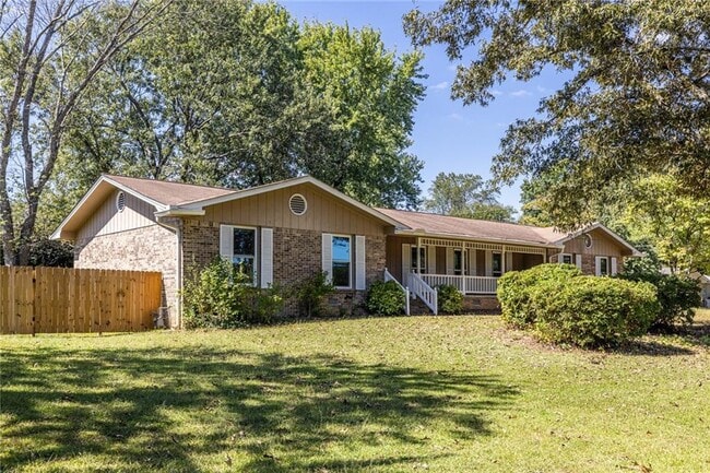 5762 Fairfield Pl in Stone Mountain, GA - Building Photo - Building Photo