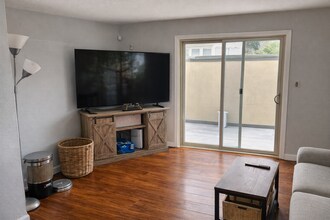 2039 Sierra Rd in Concord, CA - Building Photo - Building Photo