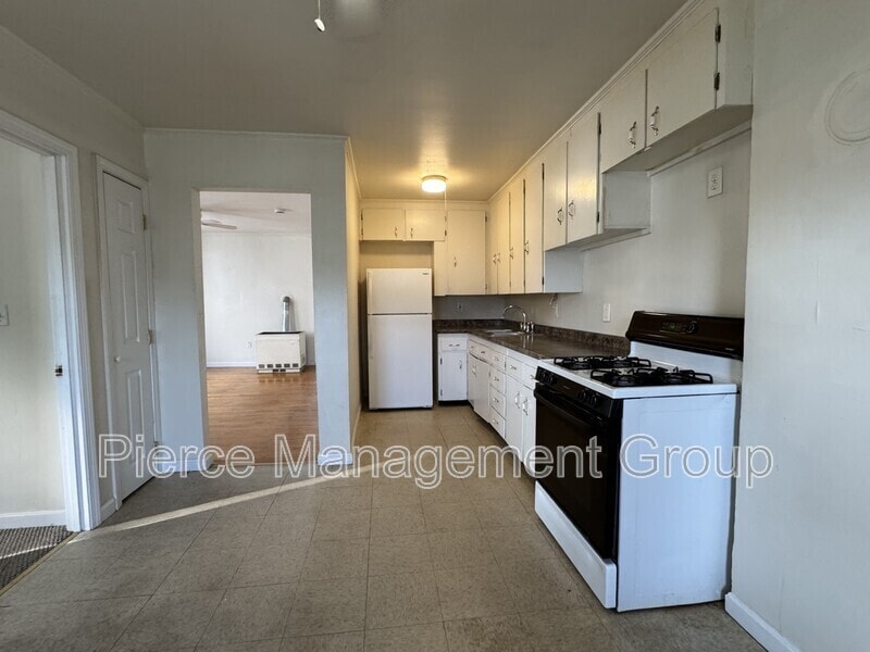 529 Massabesic St in Manchester, NH - Building Photo