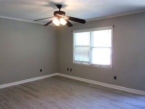 589 Cedarvilla Dr in Rock Hill, SC - Building Photo - Building Photo