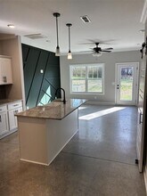 157 W Rossview Rd in Clarksville, TN - Building Photo - Building Photo