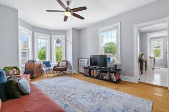 90 William St in New Haven, CT - Building Photo - Building Photo