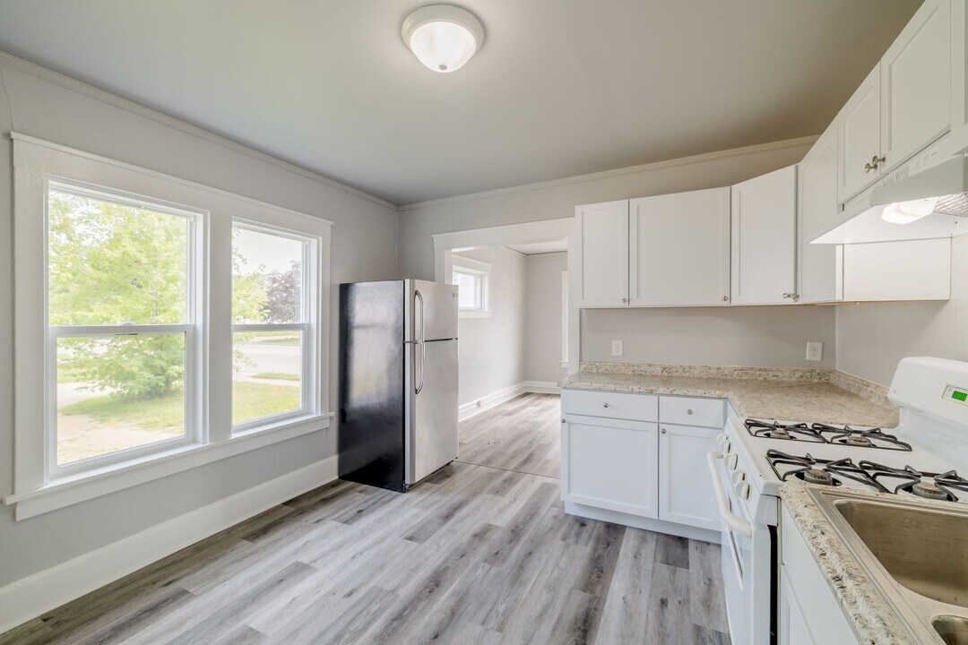 238 S Park Ave-Unit -238 in Fond du Lac, WI - Foto de edificio