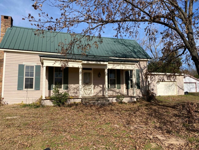 property at 312 W Scott St