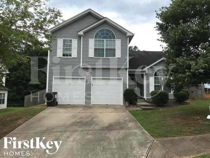 4214 Kensington Cove in College Park, GA - Building Photo