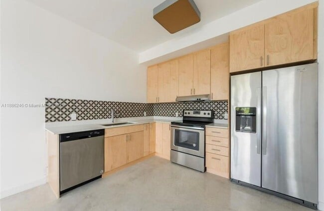 property at 761 NW 1st St