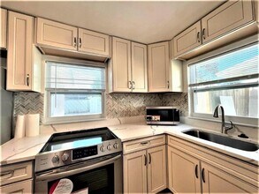 12644 81st Terrace in Seminole, FL - Building Photo - Building Photo