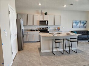 5263 Dragonfly Dr in Wildwood, FL - Building Photo - Building Photo