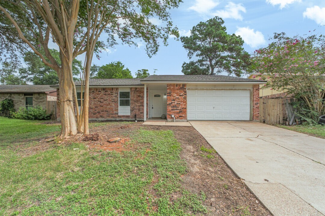 16722 Moary Firth Dr in Houston, TX - Building Photo