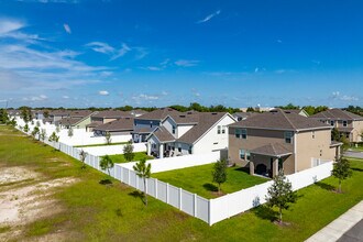Sky Lakes in St. Cloud, FL - Building Photo - Building Photo