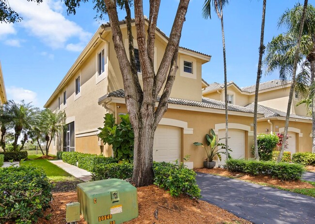 2361 Pasadena Way in Weston, FL - Building Photo - Building Photo