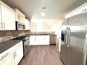 12010 E 109th St N in Owasso, OK - Building Photo - Building Photo