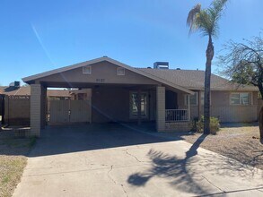 9627 N 56th Ave in Glendale, AZ - Building Photo - Building Photo