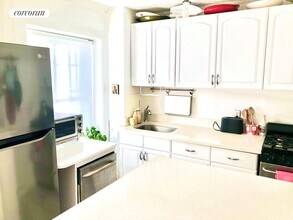 128 Kane St in Brooklyn, NY - Building Photo - Building Photo