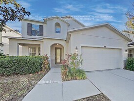 325 Vine Cliff St in Ruskin, FL - Building Photo