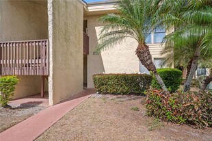 3453 Clark Rd in Sarasota, FL - Building Photo