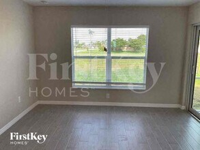 920 NW Juanita Pl in Cape Coral, FL - Building Photo - Building Photo