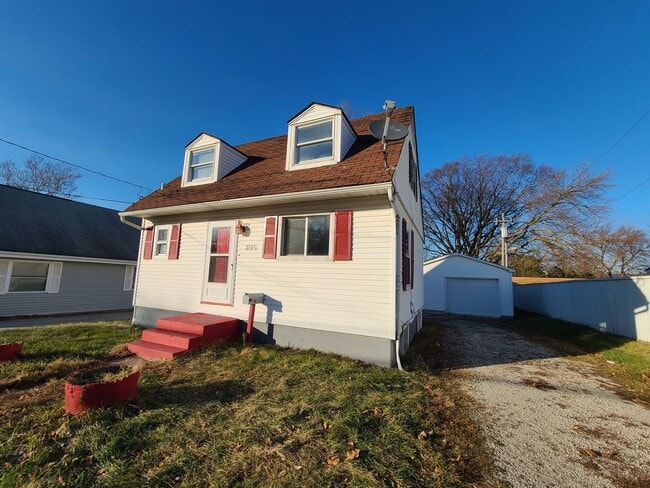property at 306 E Vernon Ave