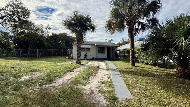 property at 212 NW 8th Ave