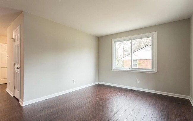 709 Glenbrook Dr in Raleigh, NC - Building Photo - Building Photo