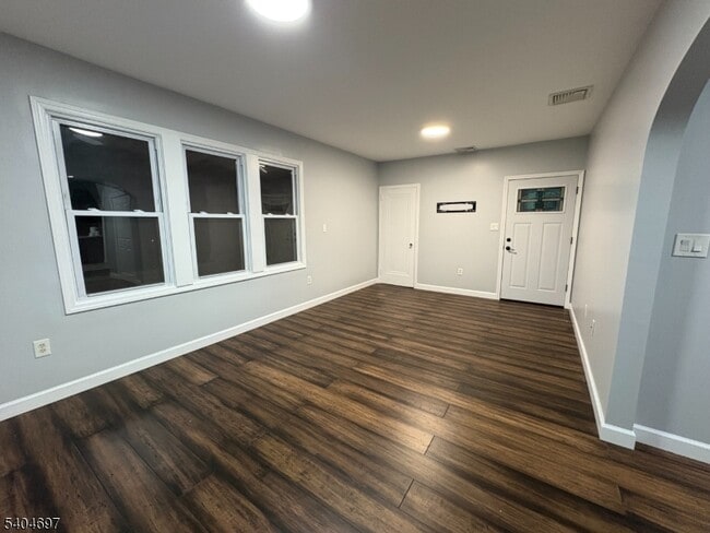 property at 173 Lincoln Ave