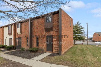 5 King Arthur Ct in Westerville, OH - Building Photo - Building Photo