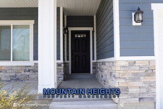 4761 Arctic Fox Cir in Lehi, UT - Building Photo - Building Photo