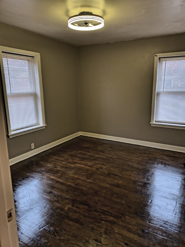 6107 W Center St in Milwaukee, WI - Building Photo - Building Photo