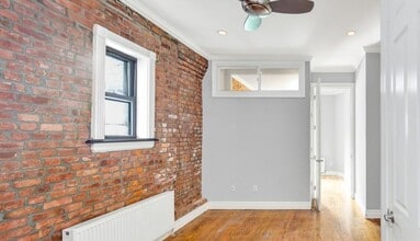 345 E 5th St in New York, NY - Building Photo - Building Photo