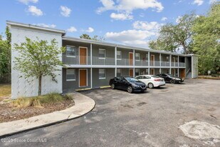 311 S Brown Ave in Titusville, FL - Building Photo