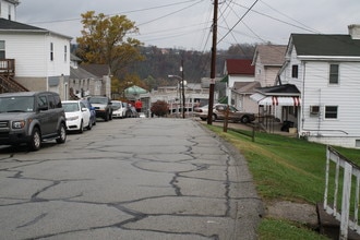 670 Park St in California, PA - Building Photo - Other