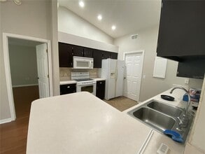 5325 Tillery Rd in Lakeland, FL - Building Photo - Building Photo