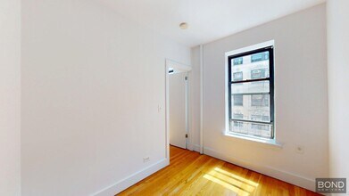 151 Mott St in New York, NY - Building Photo - Building Photo
