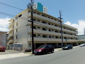 716 Lukepane Ave in Honolulu, HI - Building Photo - Building Photo