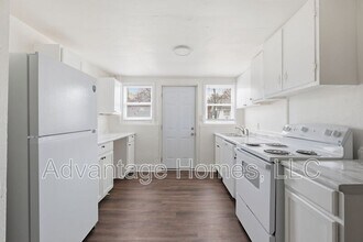 1015 N Scott Ave in Belton, MO - Building Photo - Building Photo