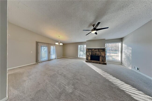 3296 Timber Bluff Dr NE in Marietta, GA - Building Photo - Building Photo