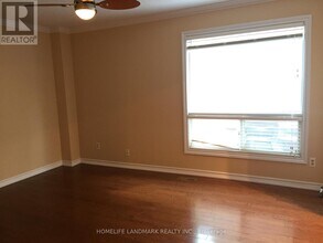 6211 Fullerton Crescent in Mississauga, ON - Building Photo - Building Photo
