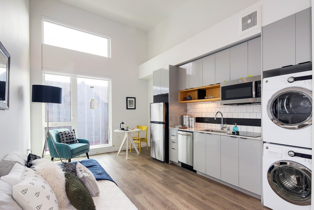 Luna Apartments in Seattle, WA - Foto de edificio