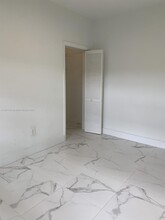 1615 Jefferson Ave in Miami Beach, FL - Building Photo - Building Photo